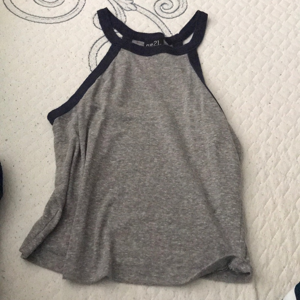 crop top